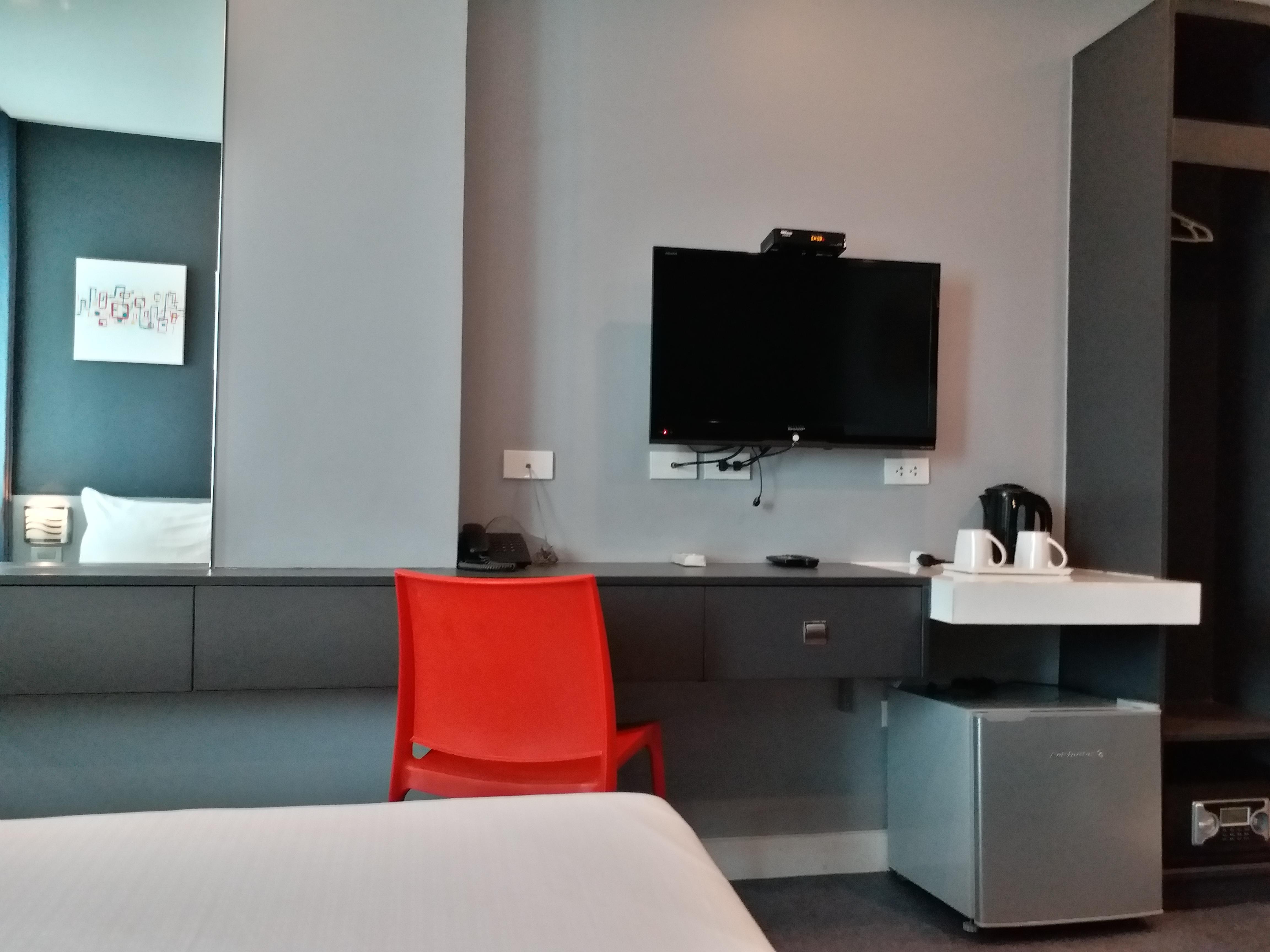 Li Nakpil Hotel Манила Екстериор снимка