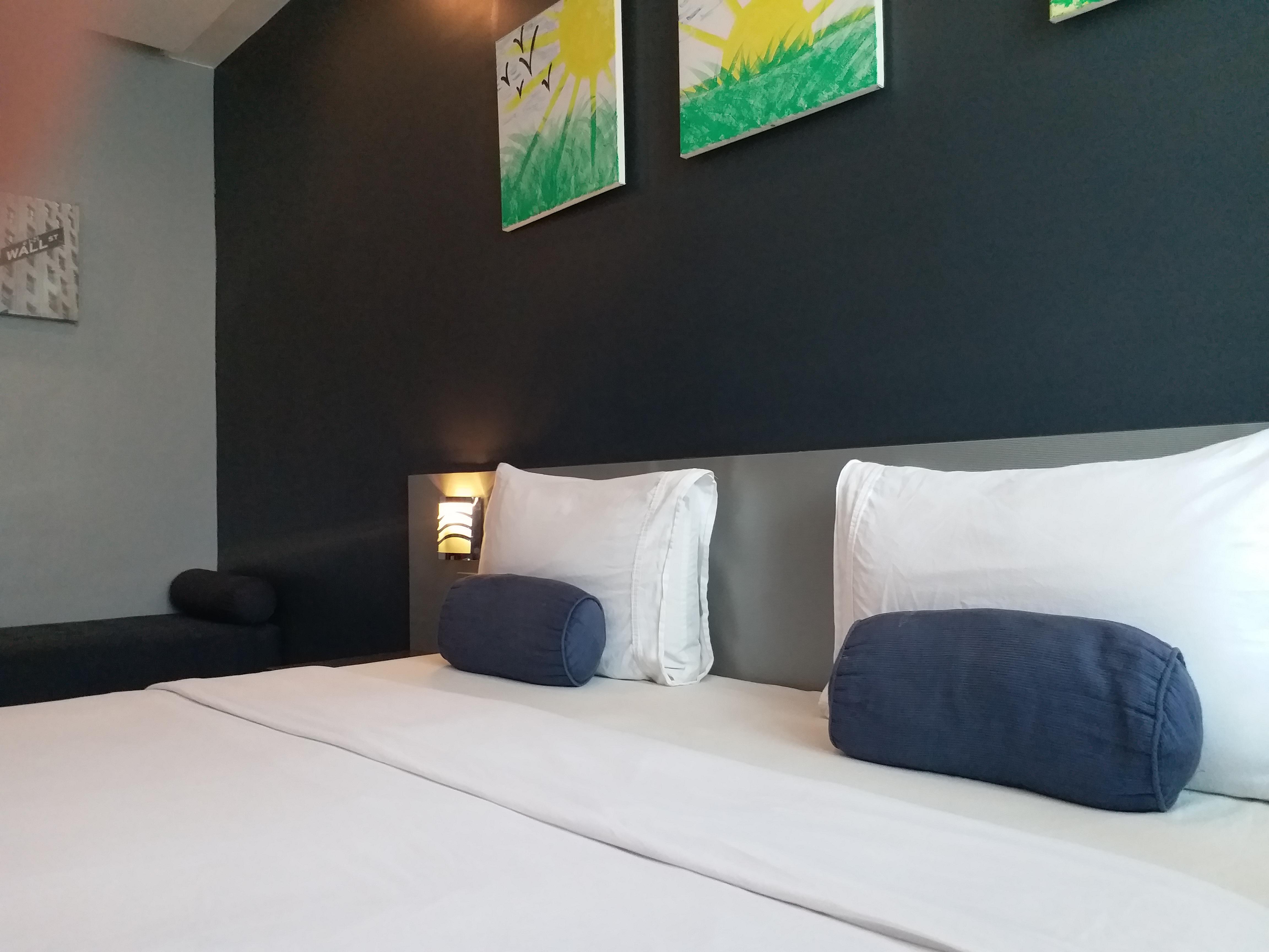 Li Nakpil Hotel Манила Екстериор снимка