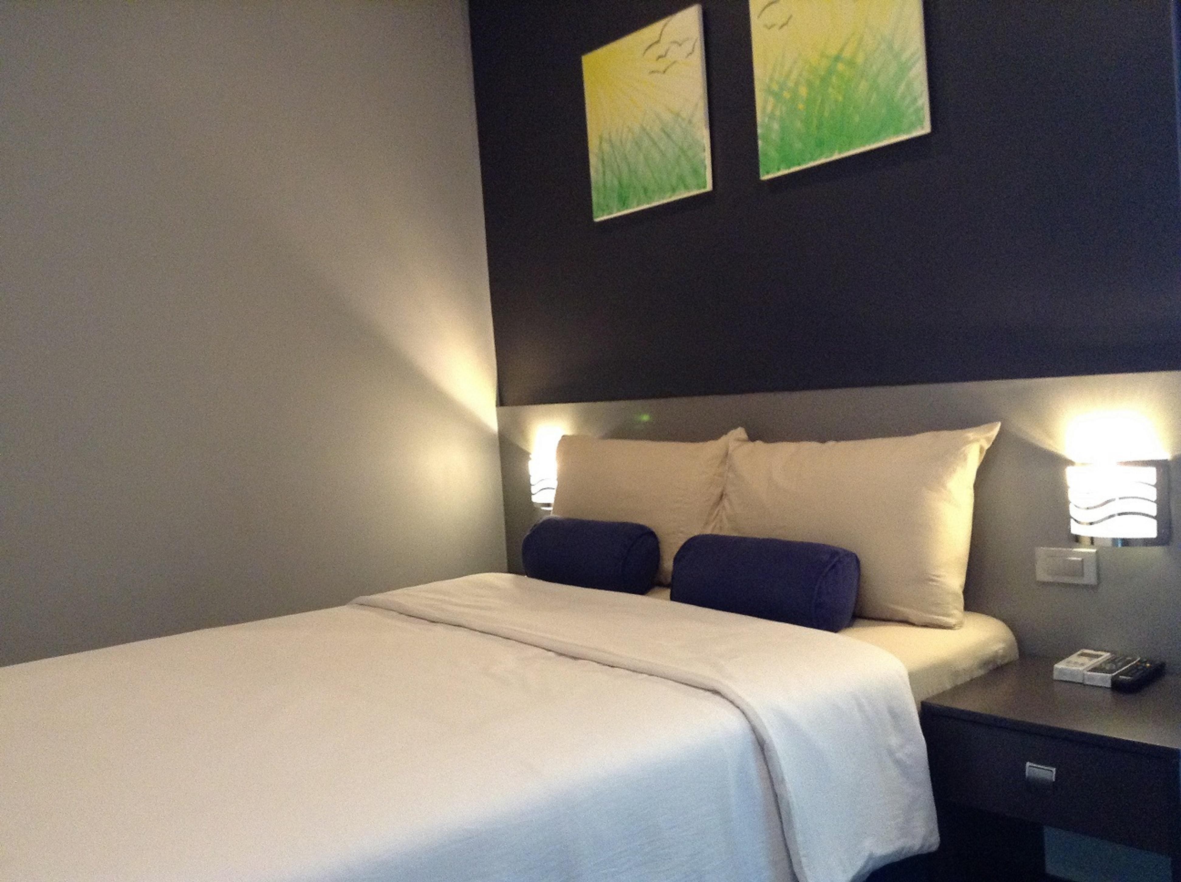Li Nakpil Hotel Манила Екстериор снимка