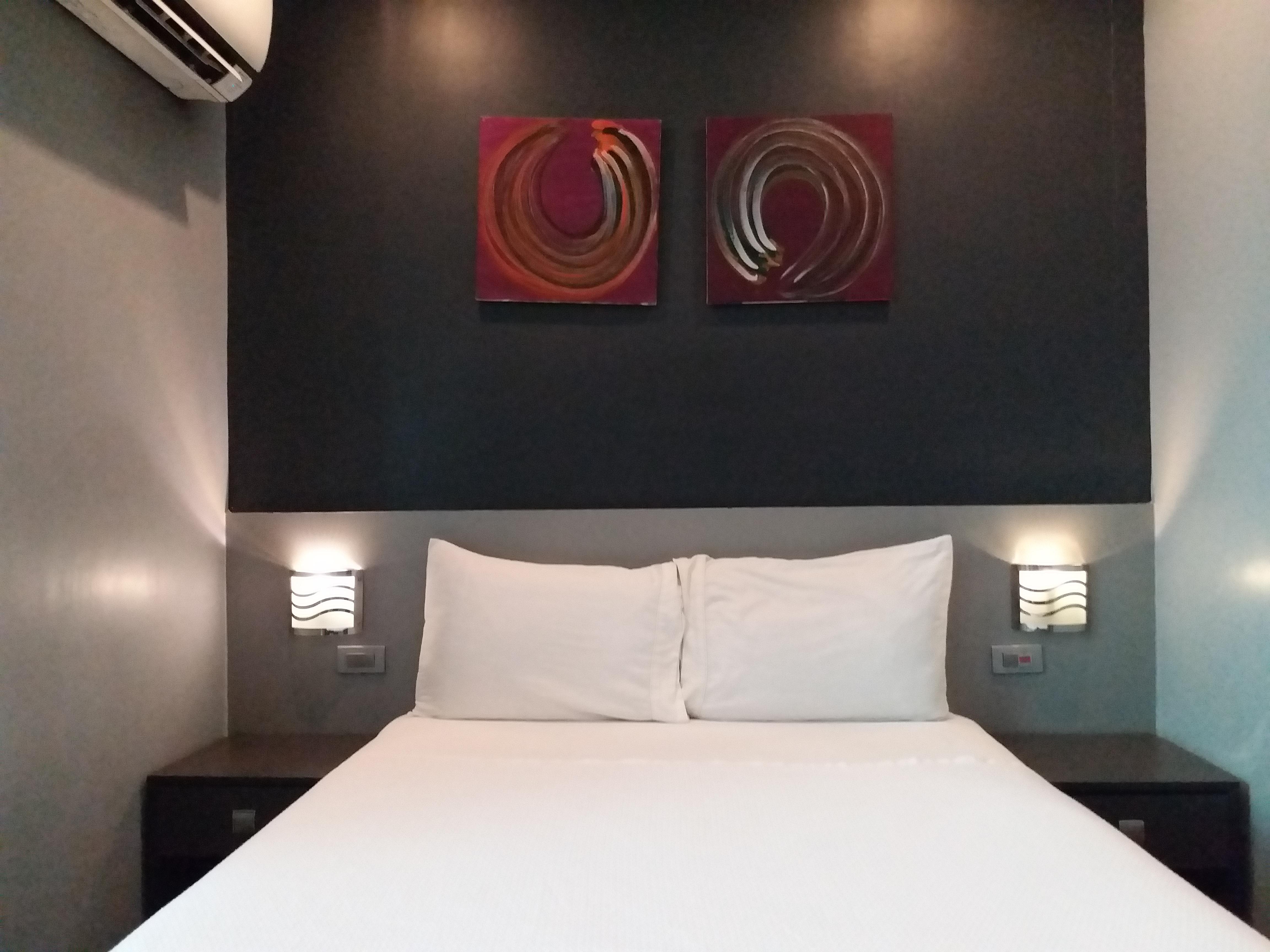 Li Nakpil Hotel Манила Екстериор снимка
