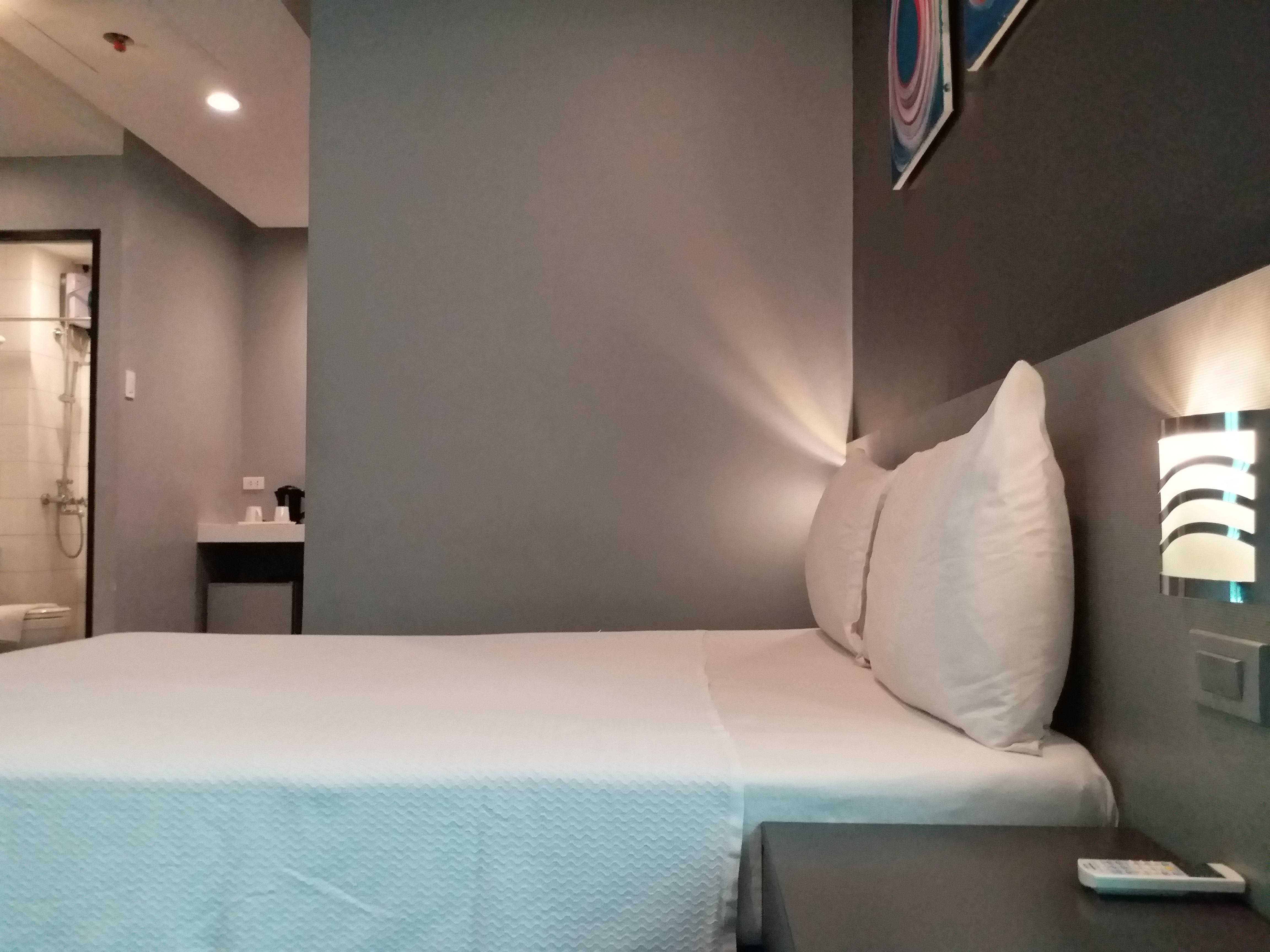 Li Nakpil Hotel Манила Екстериор снимка