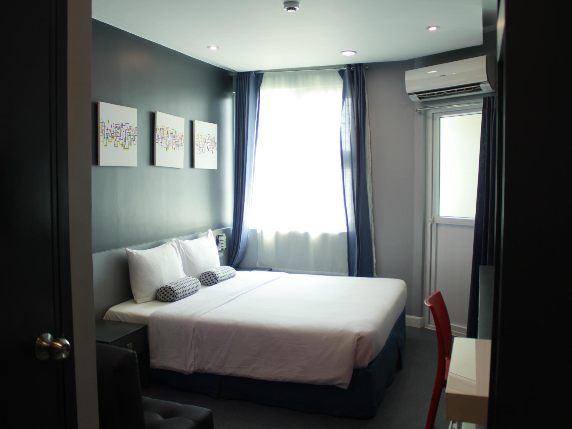 Li Nakpil Hotel Манила Екстериор снимка